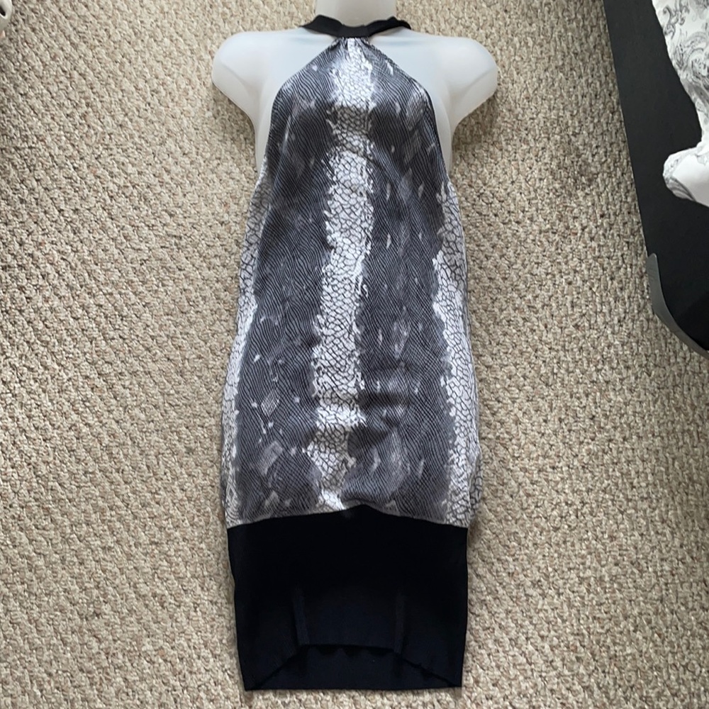 Bebe Sleeveless dress